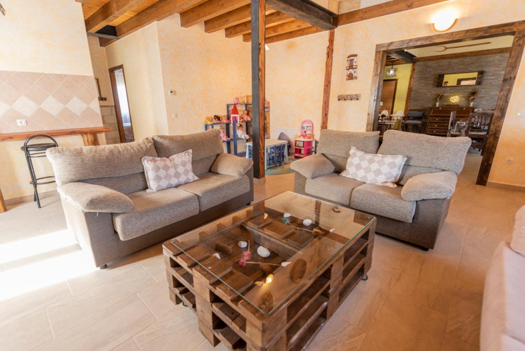 Casa Entre Hoces10-12paxjardin Y Barbacoa Holiday home