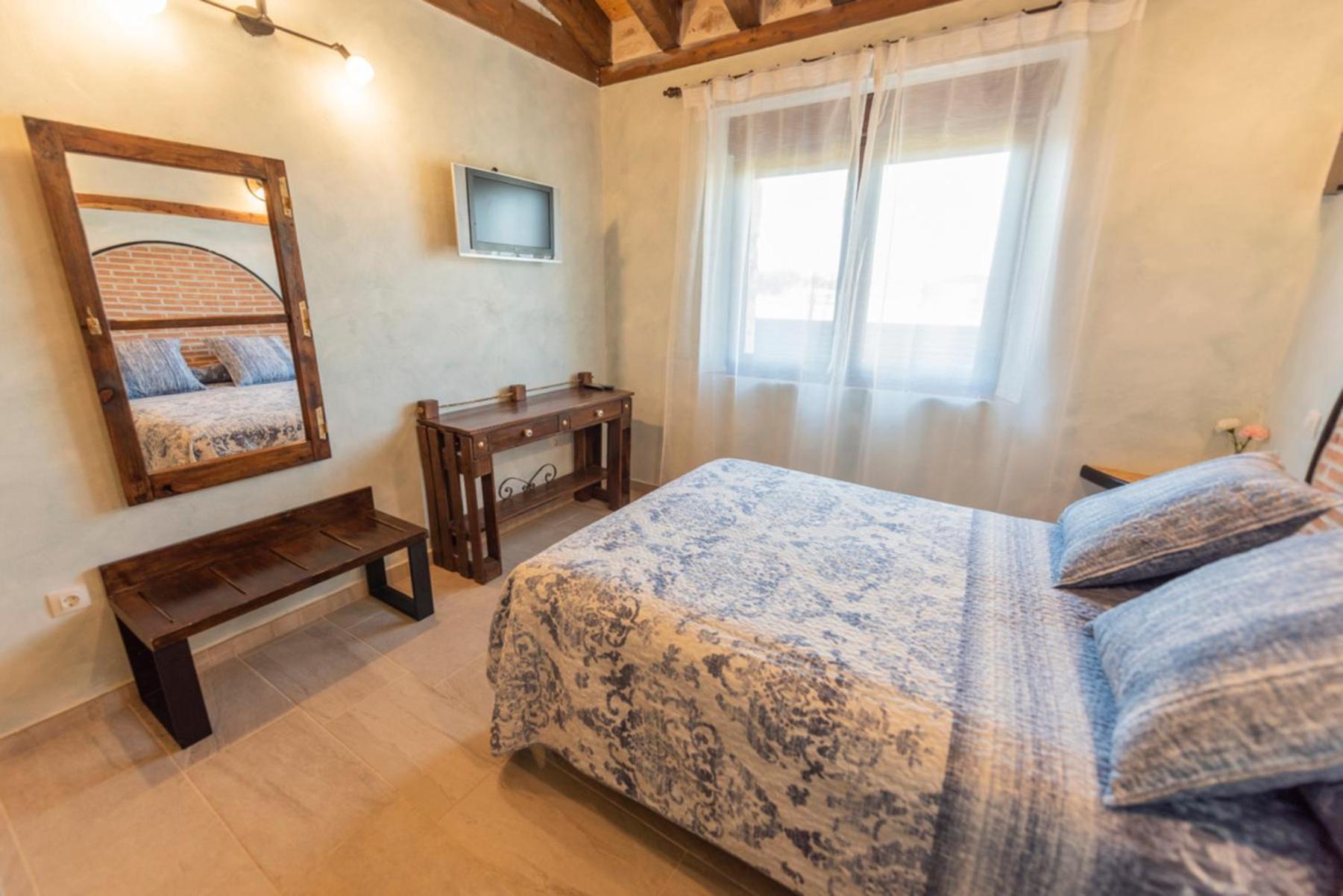 Holiday home Casa Entre Hoces10-12paxjardin Y Barbacoa