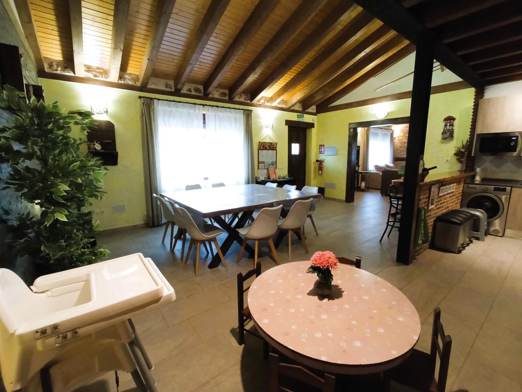 Casa Entre Hoces10-12paxjardin Y Barbacoa