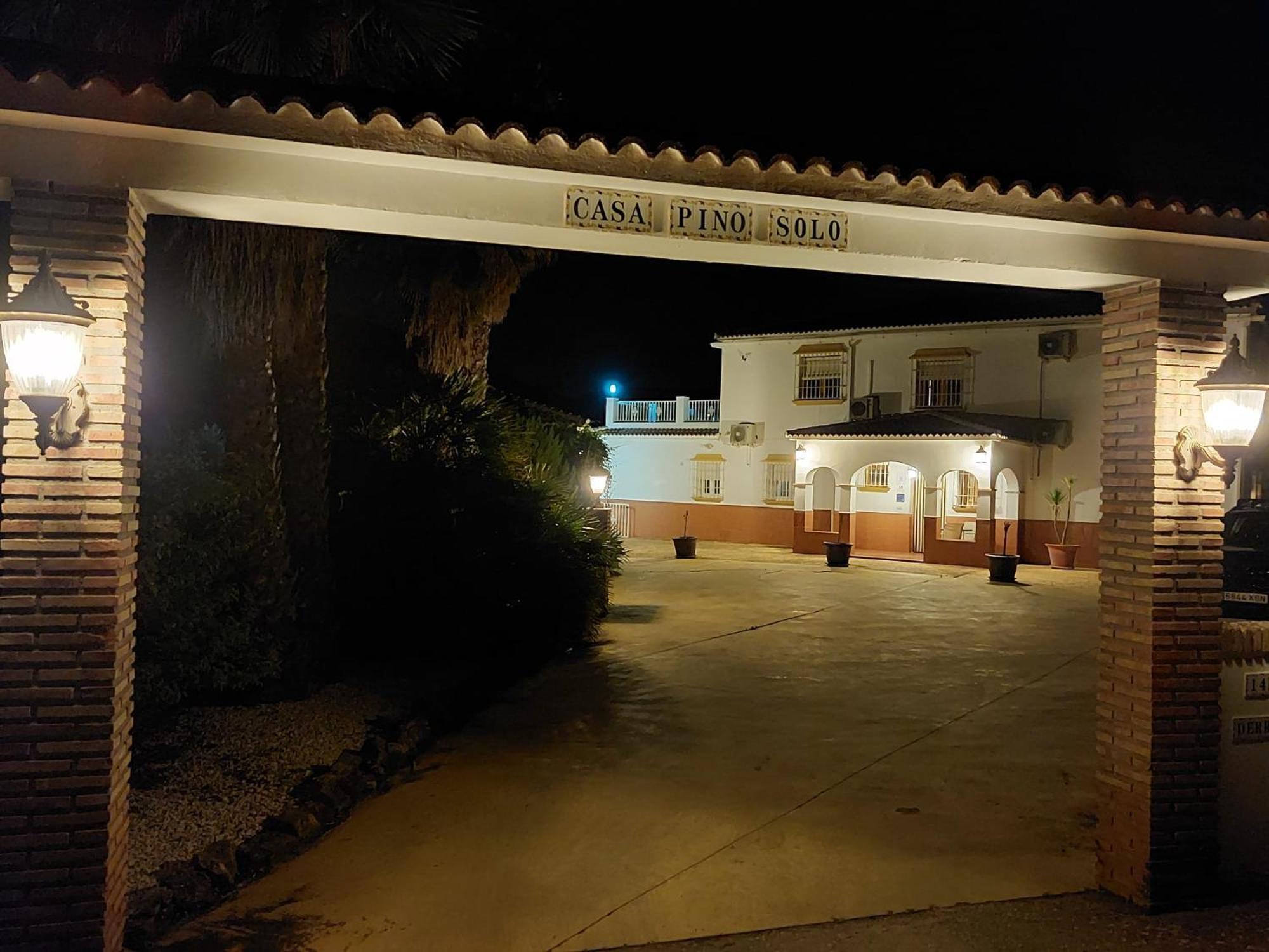 Casa Pino Solo * Iznájar