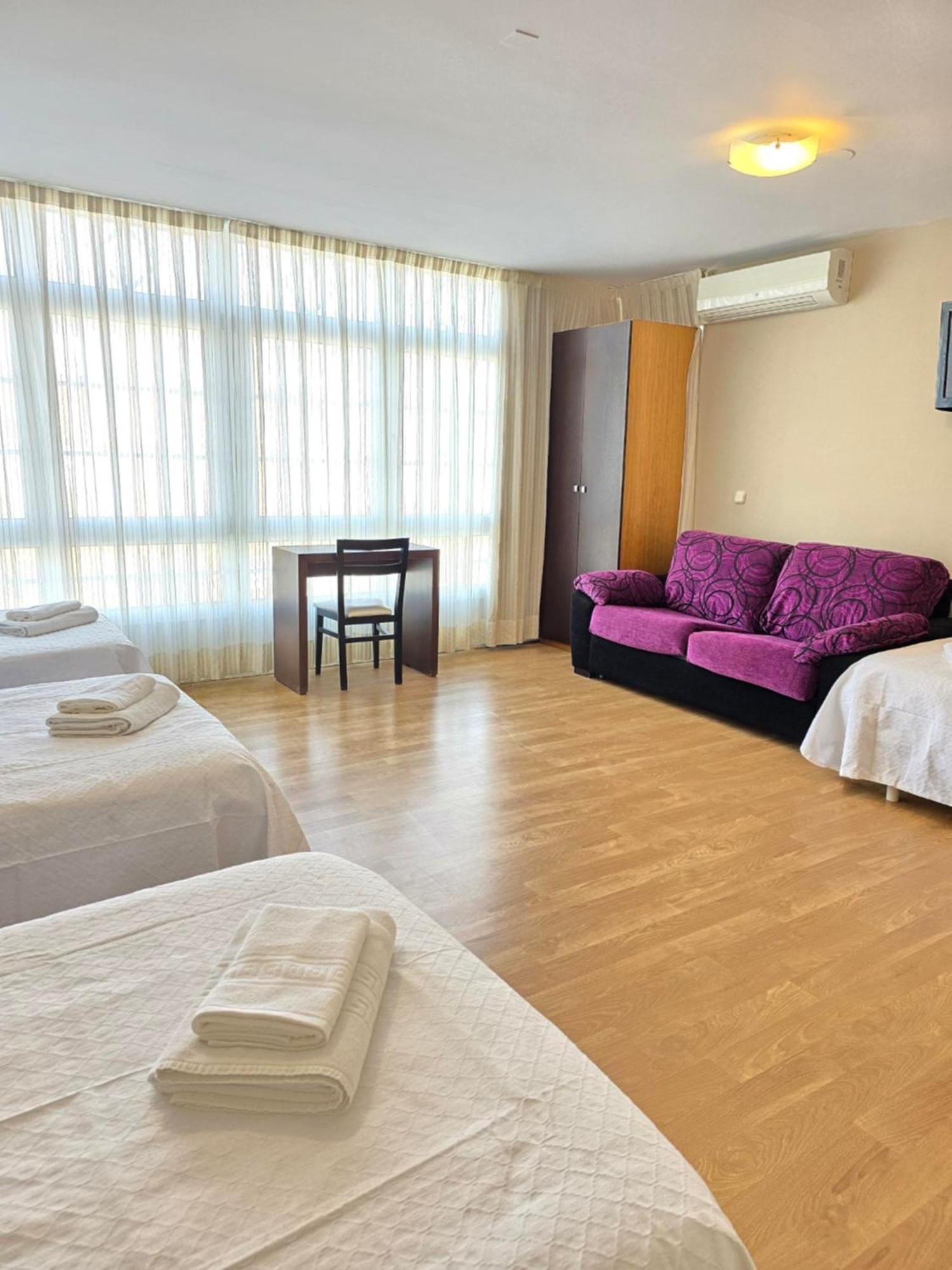 Guest house Pension Pedrouzo 2*