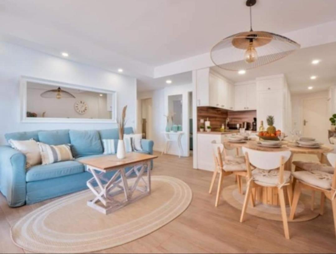 Antonio With Sea View,torrevieja,50 M From Playa Acequion Swimming Pool Apartment