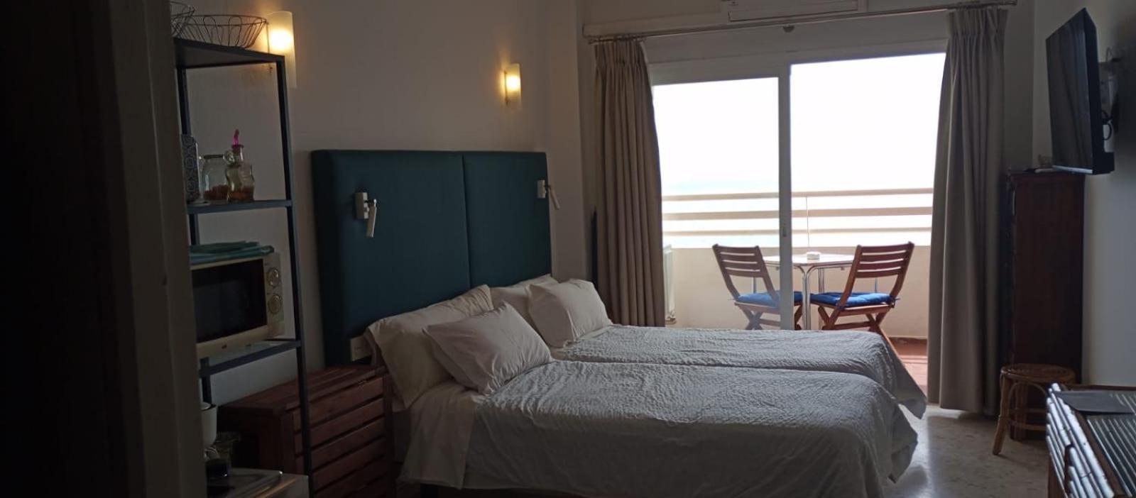 Apartment Seafront With Open-air Heated Pool *
