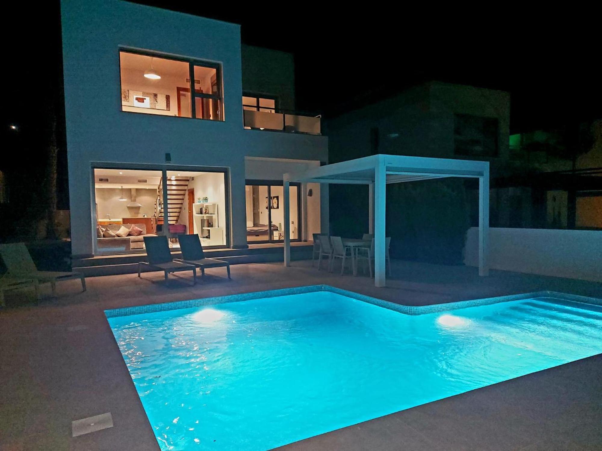 Modern Frontline Golf Villa