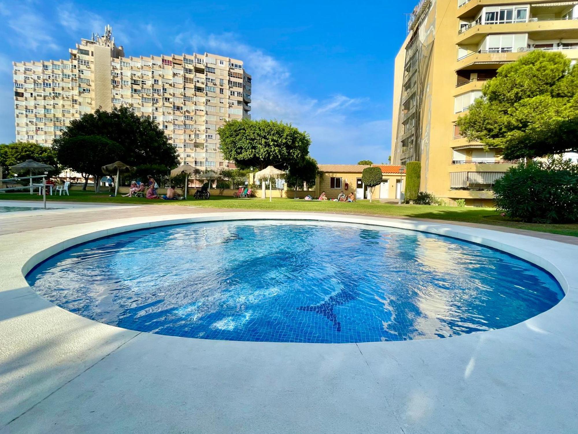 Lafrenchtouch - Moderno Y Acogedor Estudio Vista Mar Apartamento Torremolinos