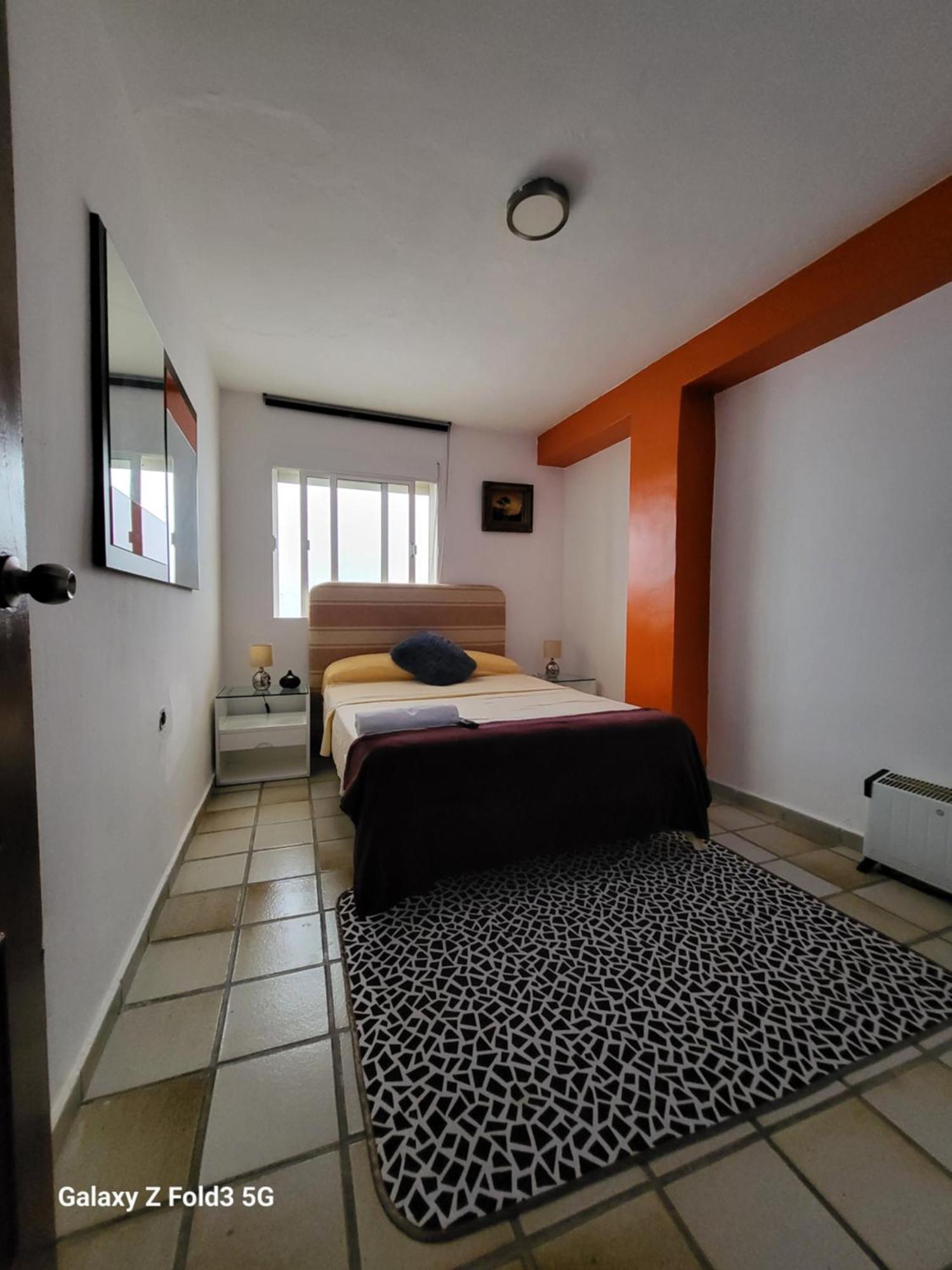 Habitación en casa particular Muy Centrica. Granada