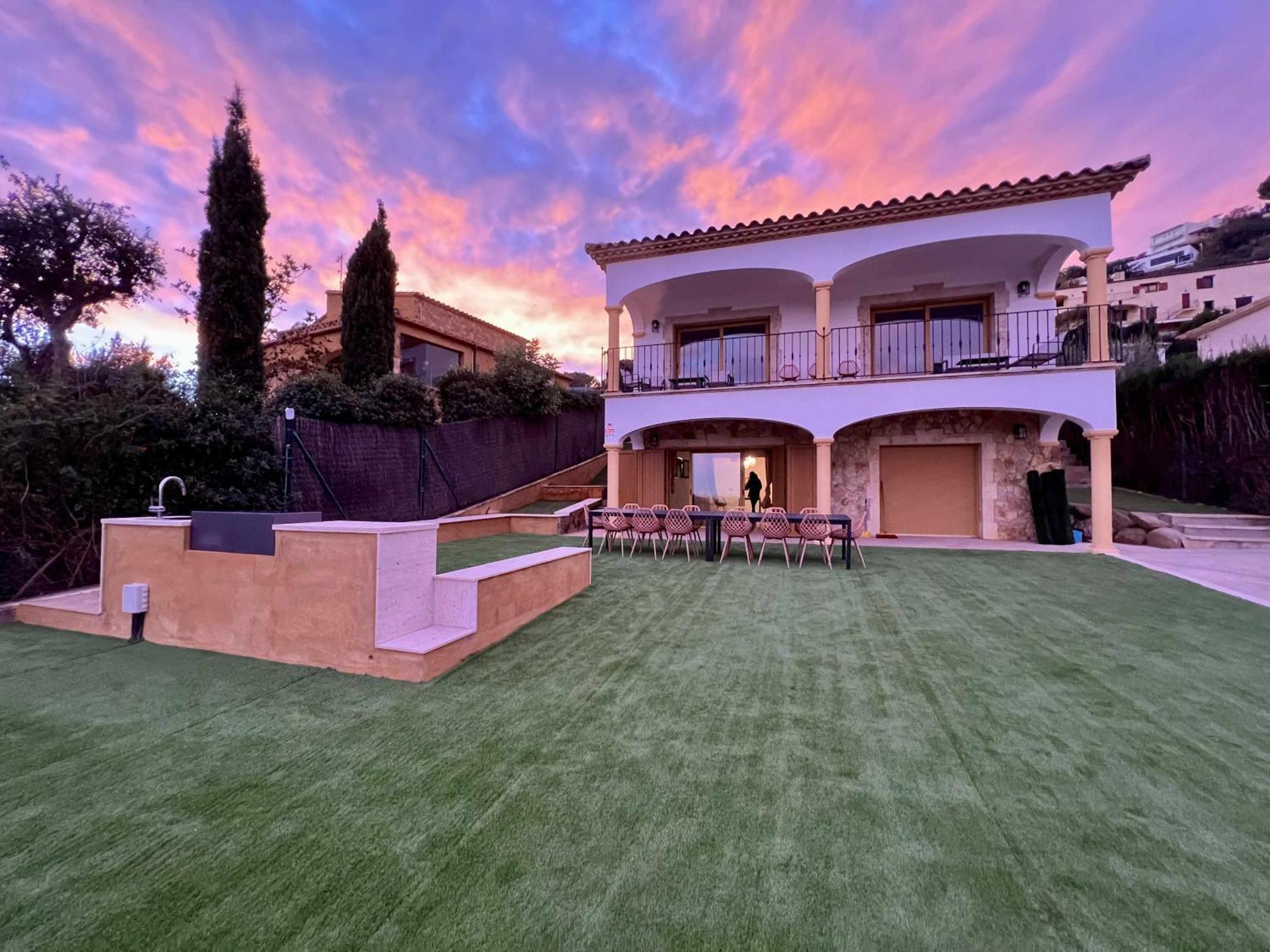Casa Mas Con Piscina Infinita Con Playa Calonge (Catalonia)