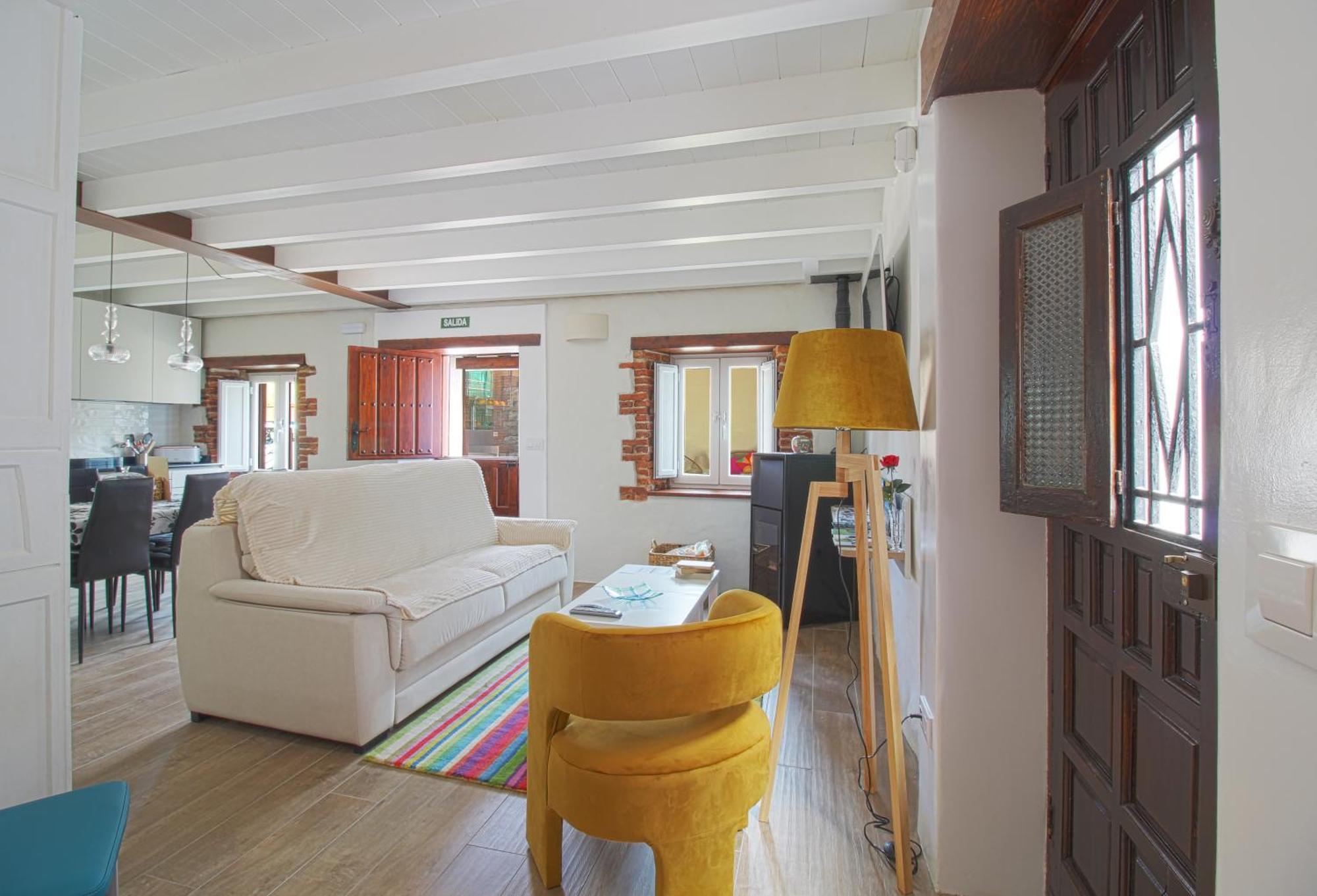 Viento Del Norte Holiday home Puente San Miguel