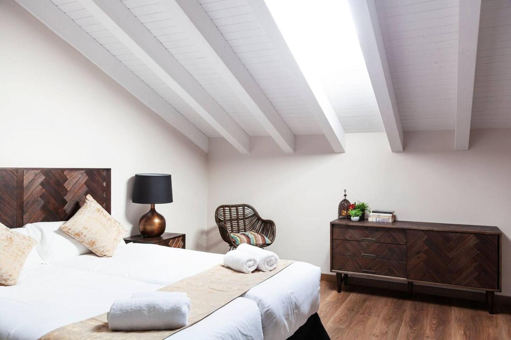 Apartamento Spacious In With Shared Pool Majaelrayo