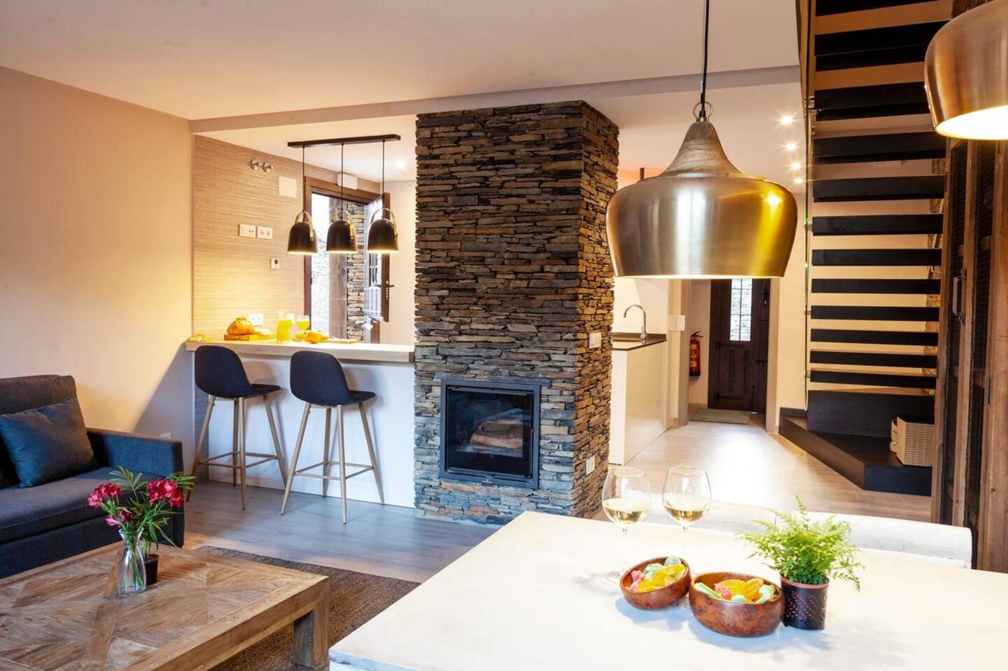 Spacious In With Shared Pool Majaelrayo