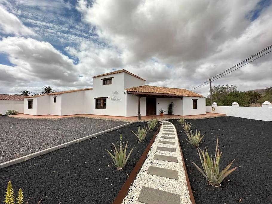 Villa With Pool In The Centre Of Fuerteventura Antigua (Fuerteventura)