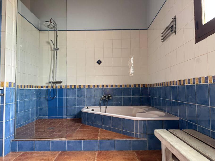 With Pool In The Centre Of Fuerteventura *