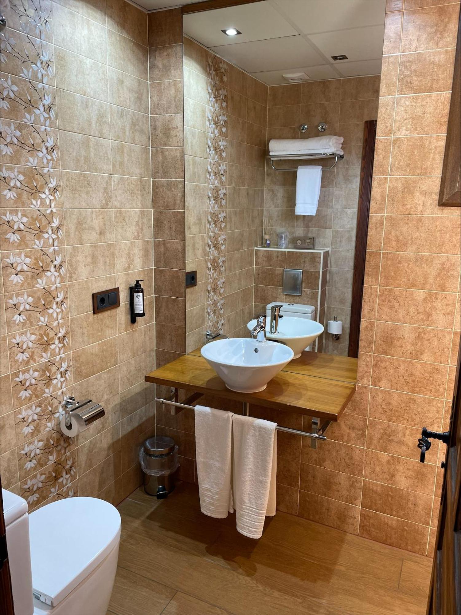 Casa Lola Pensión 3*