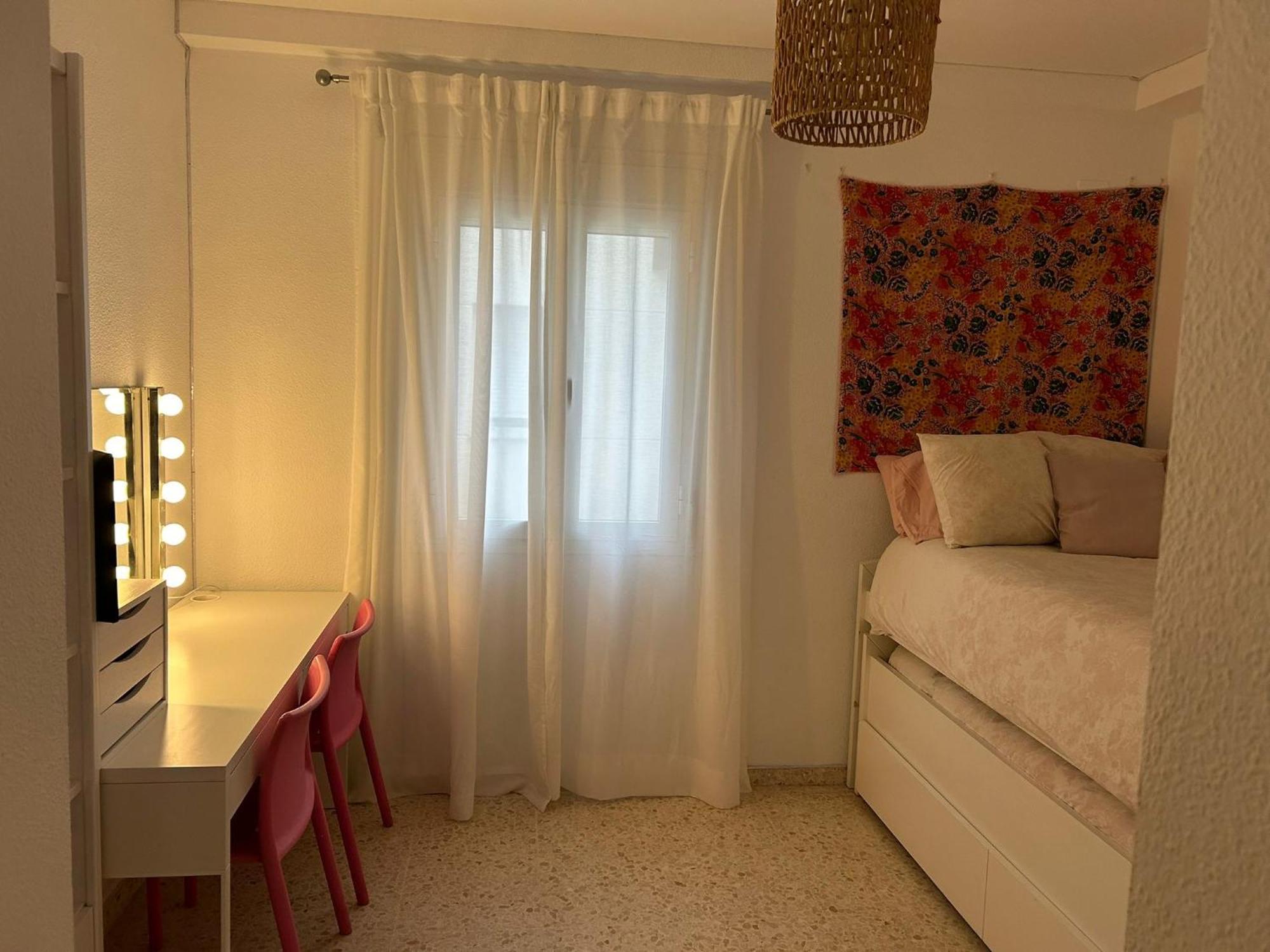 Cuki Habitacion Bano Privado * Mairena del Aljarafe