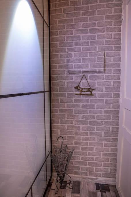 Rojo Apartment *