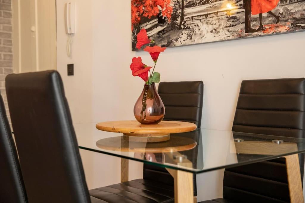 Apartment Rojo *