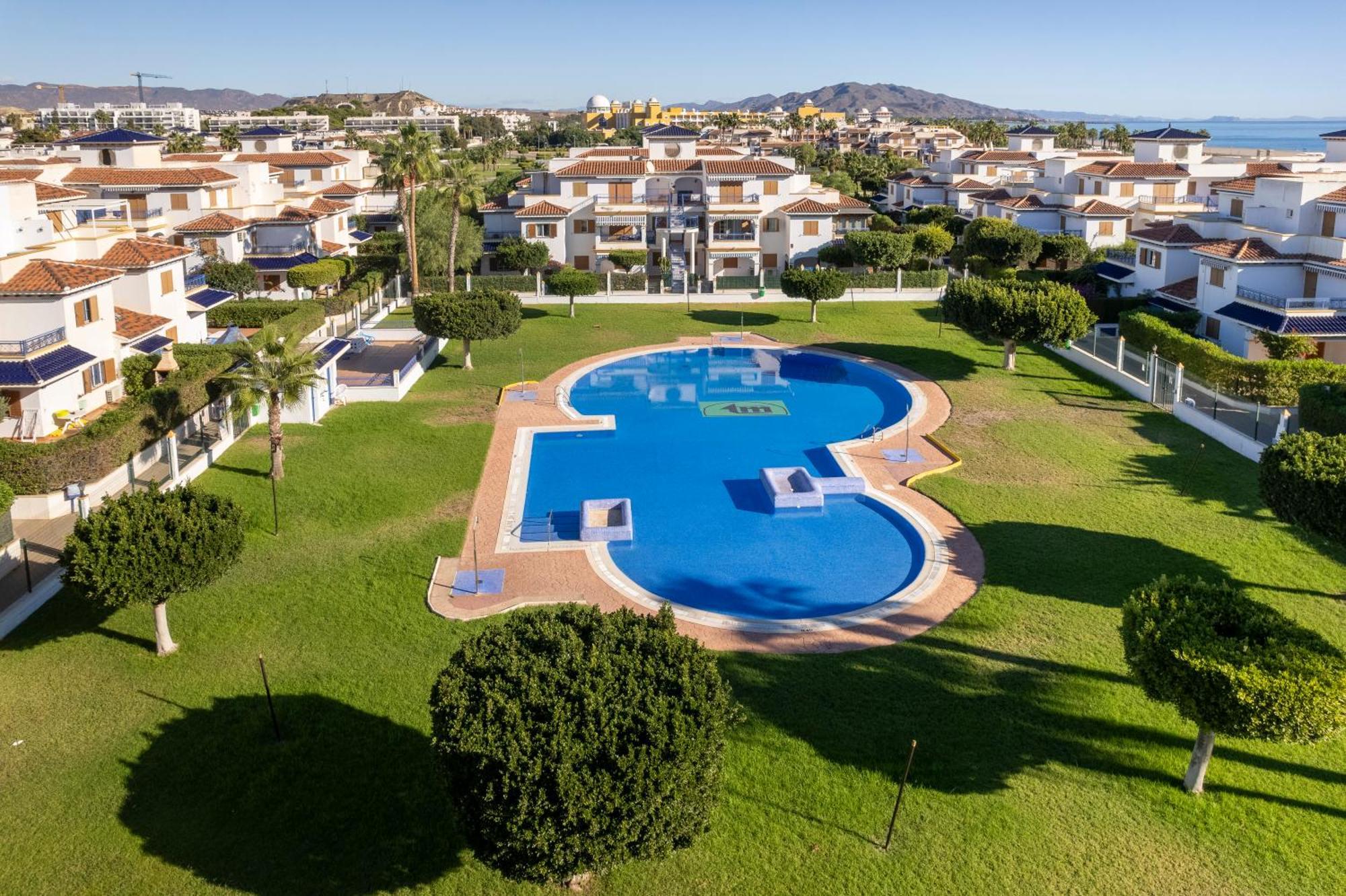 Rosa Del Mar Playas De Atico En Primera Linea De Playa Piscina Al Aire Libre Aparcamiento Gratuito Wifi Muy Rapido Acogedor Con Calefaccion *