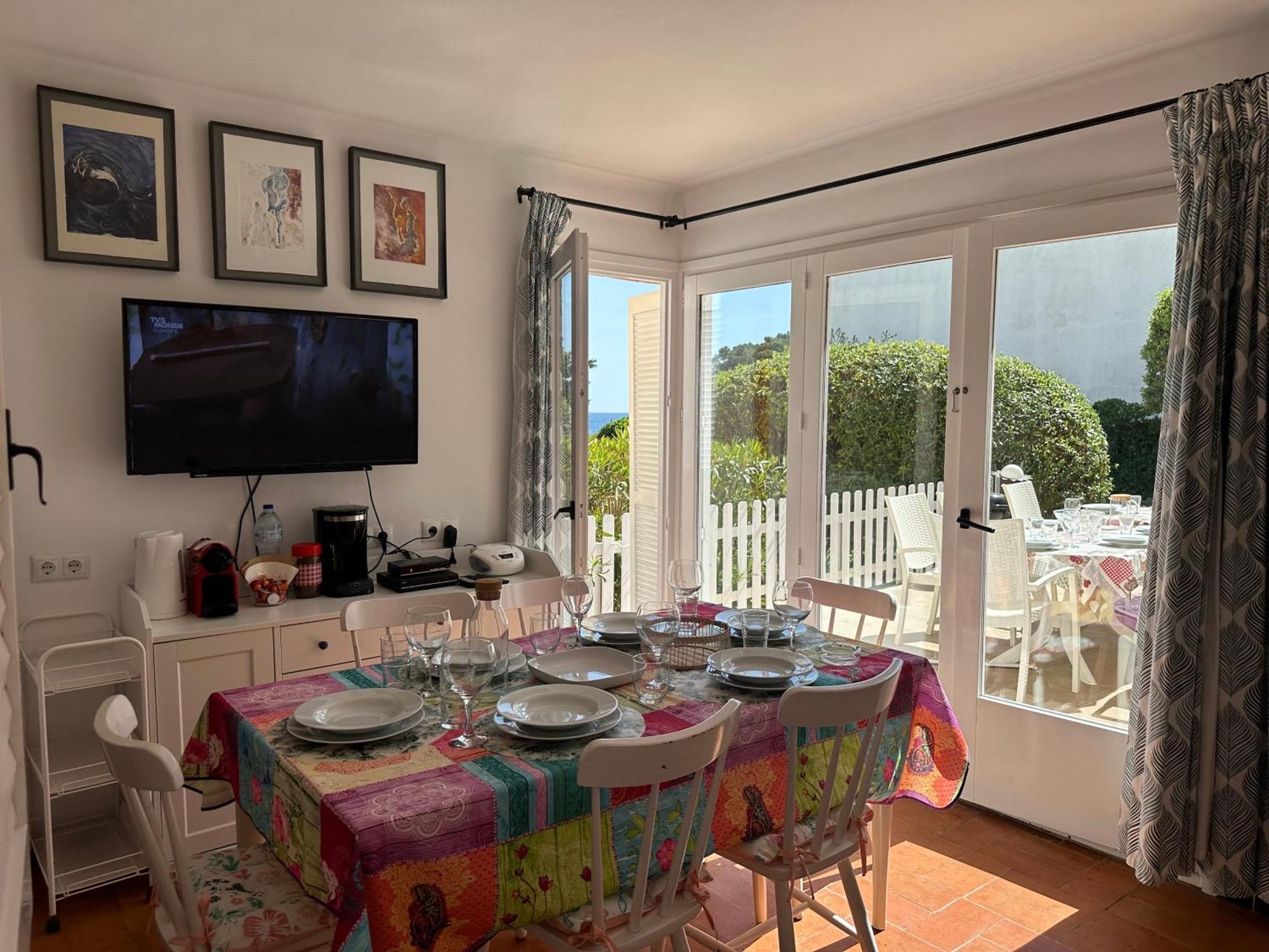 Casa Con Jardin A 25 Metros De La Playa. La T. Holiday home *