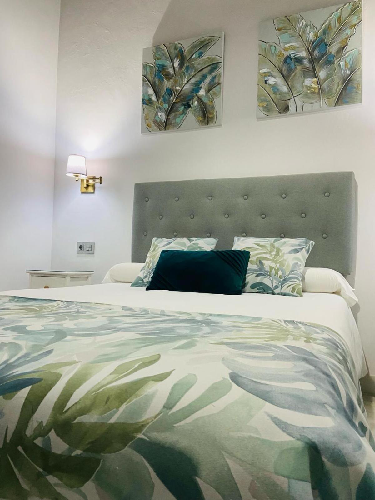 La Gitanilla & Encanto Jerez Bed & Breakfast