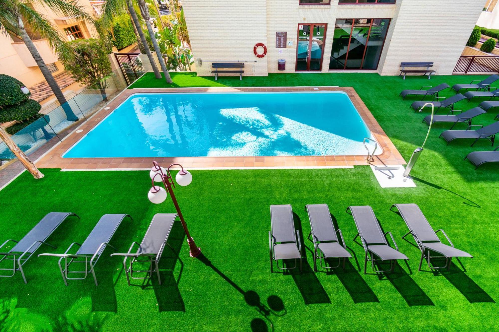 Albir Confort - Avenida 2 Dorm. *