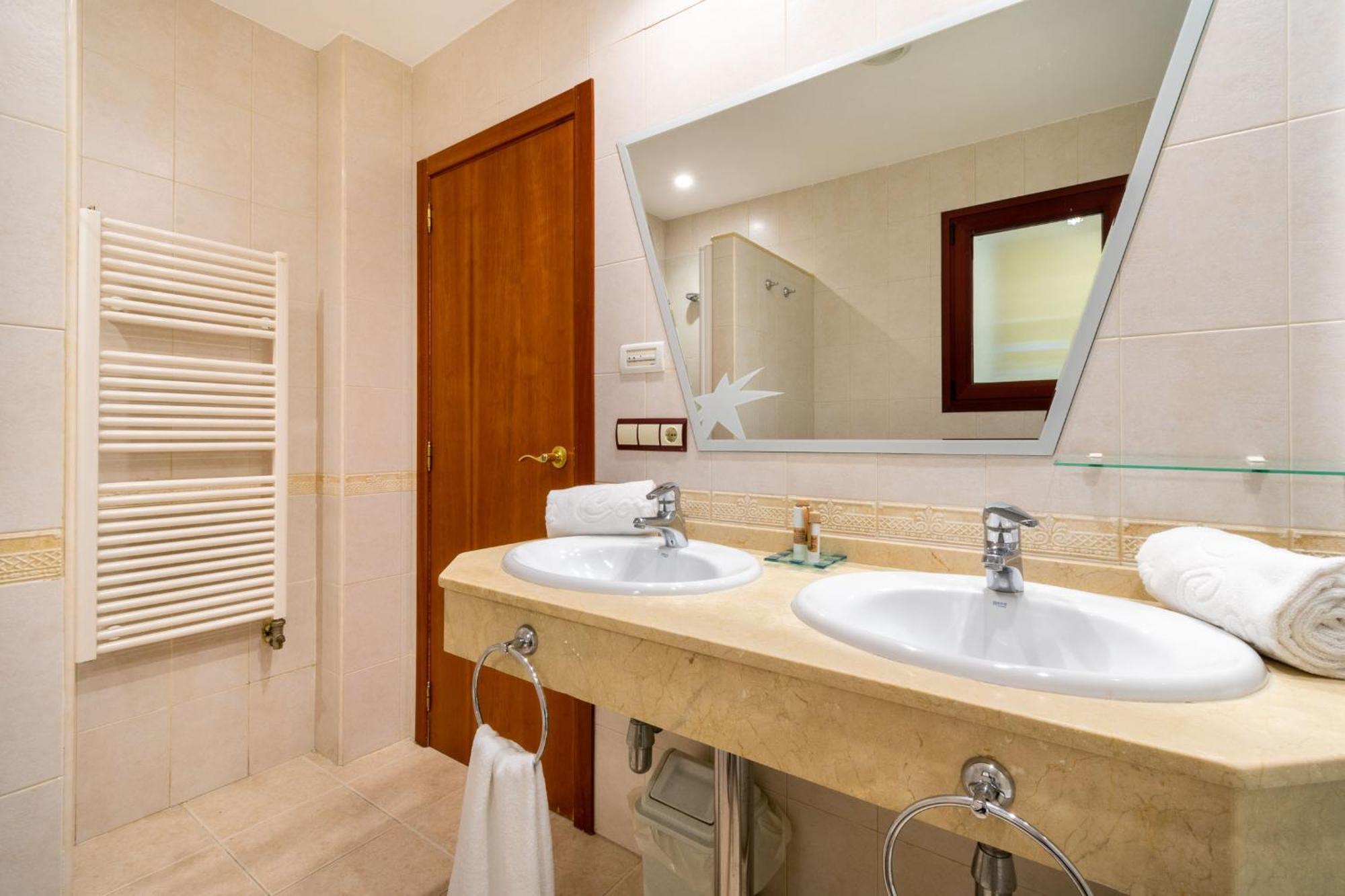 Albir Confort - Avenida 2 Dorm. * El Albir