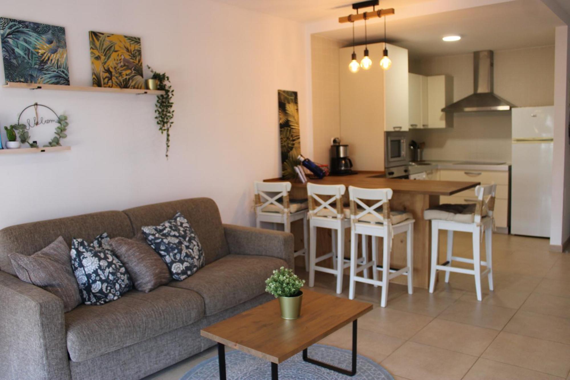 Apartment Beautiful With Pool In Mar *