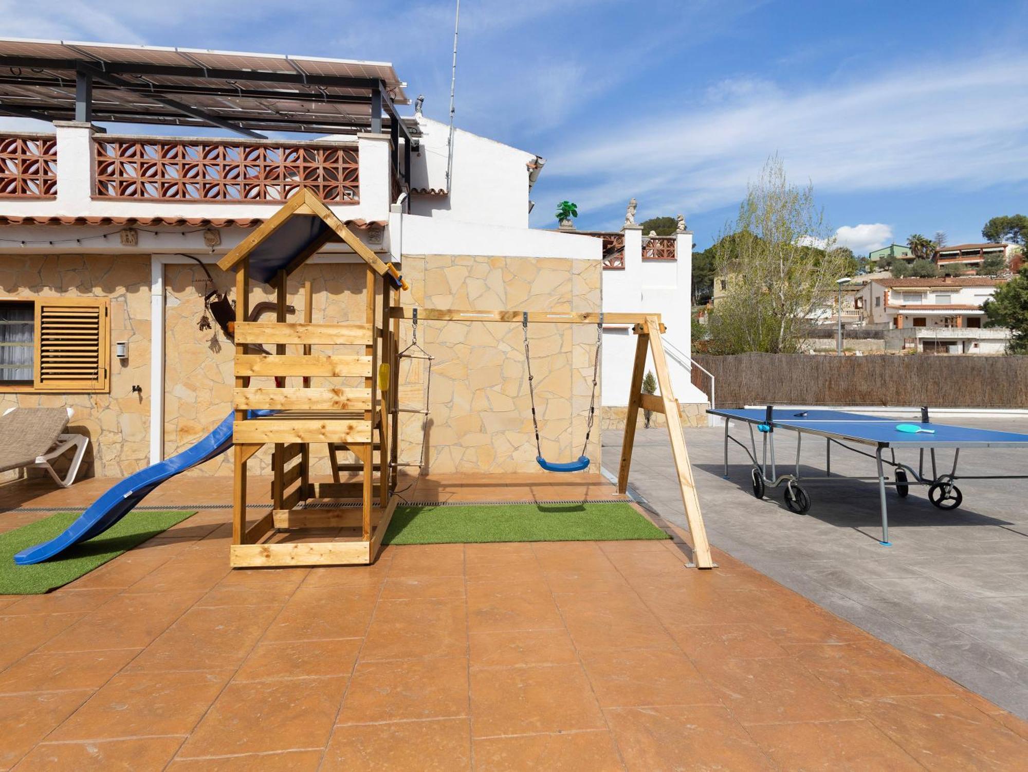 Holiday home Cal Ramon Con Piscina Rubi