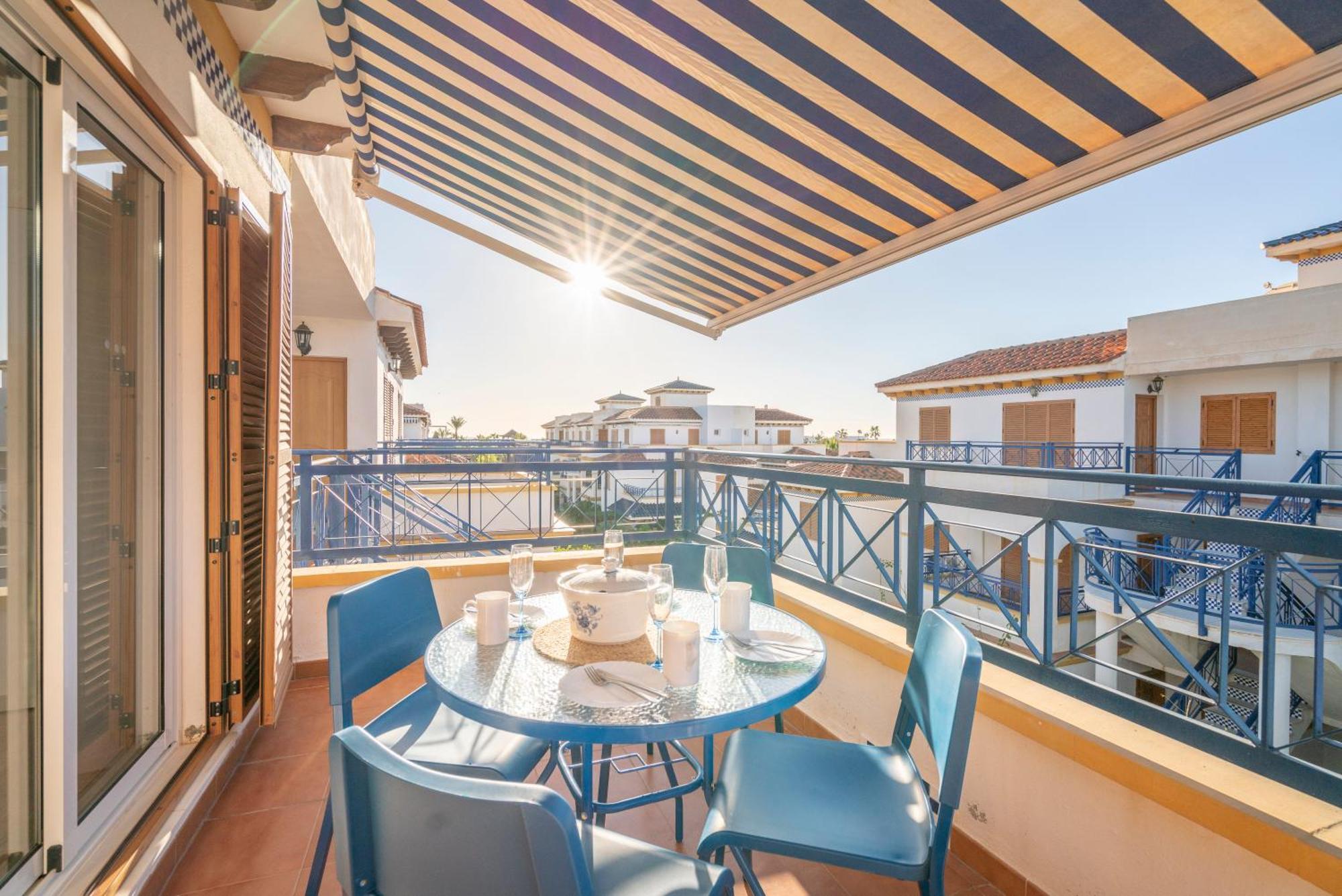 Rosa Del Mar Playas De Atico En Primera Linea De Playa Piscina Al Aire Libre Aparcamiento Gratuito Wifi Muy Rapido Acogedor Con Calefaccion Apartamento
