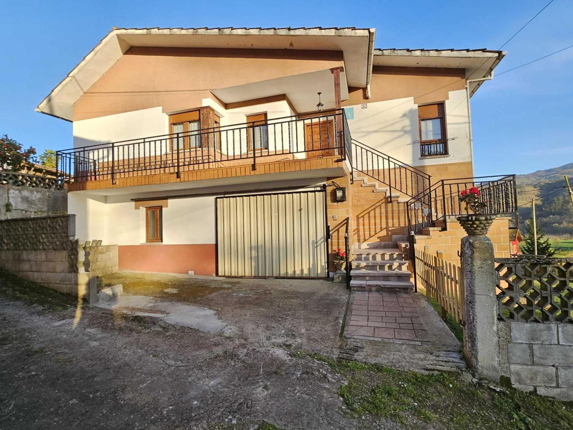 Casa El Caspiu Arobes * Arriondas