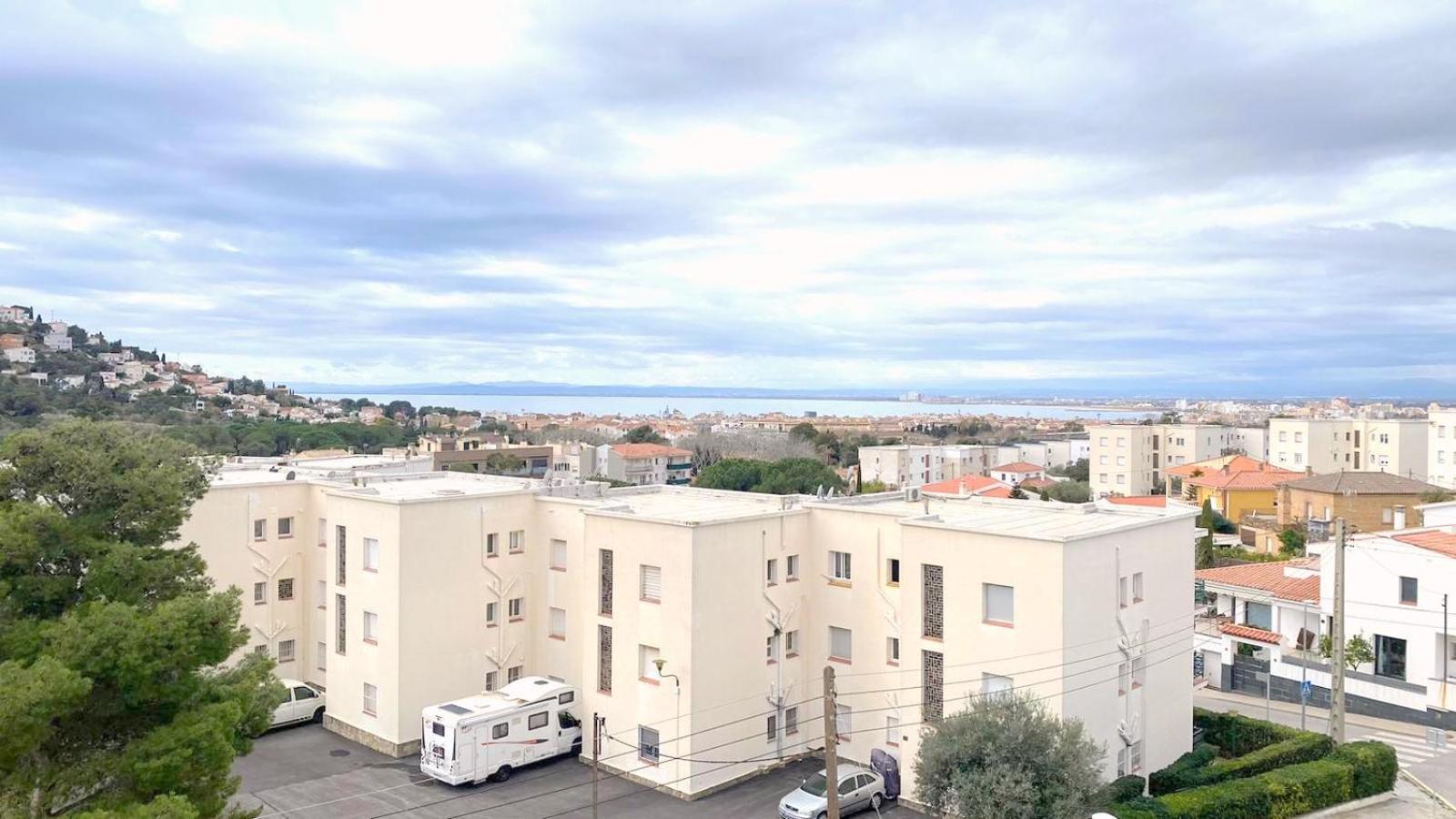 Apartment Ams136 *