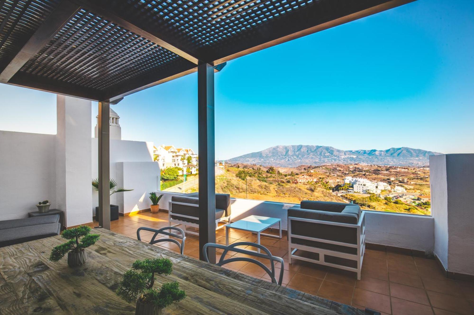 Penthouse Golfview,mountain Ans Seaview Apartamento