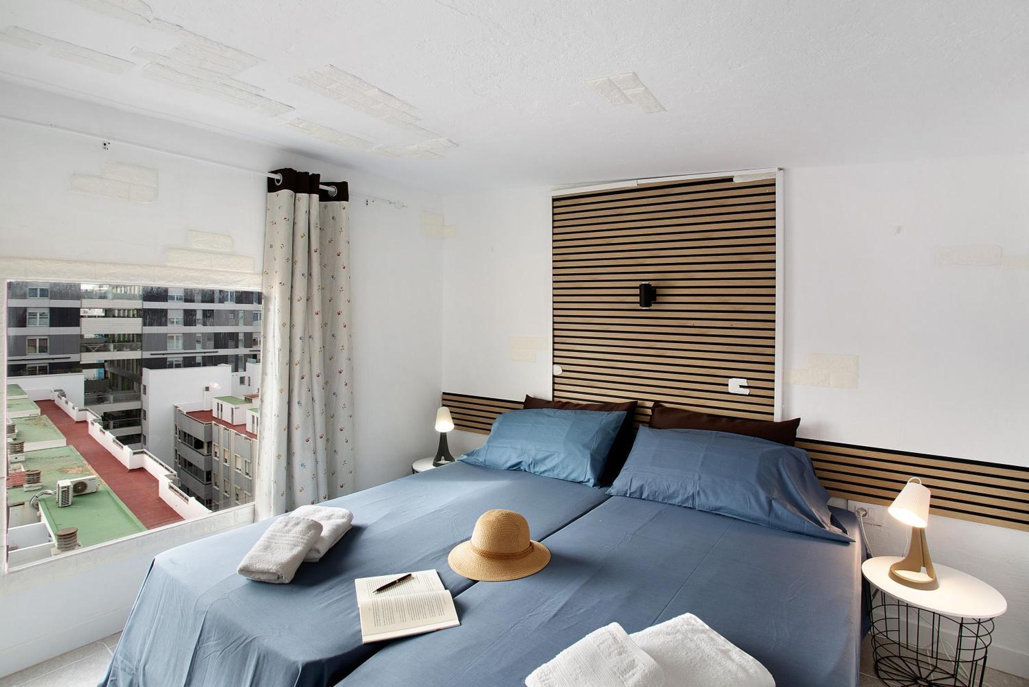 Playa Canteras Samperez Iv Apartamento *