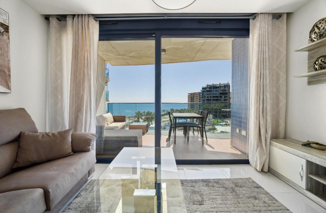 Apartamento Dos Amigos, Sea Senses , Sea View And 3 Swimming Pools, One Heated , Parking Space Punta Prima (Alicante)