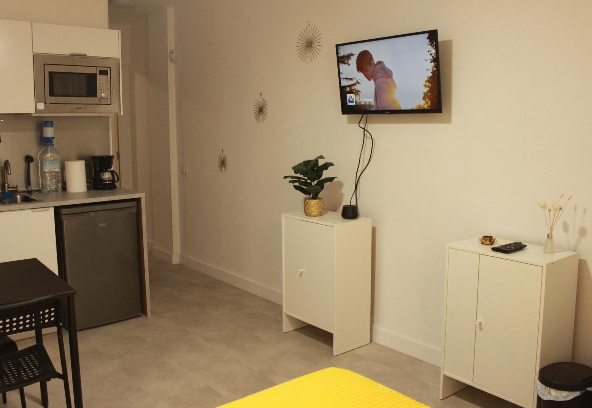 Cristianos Tipaki Apartment