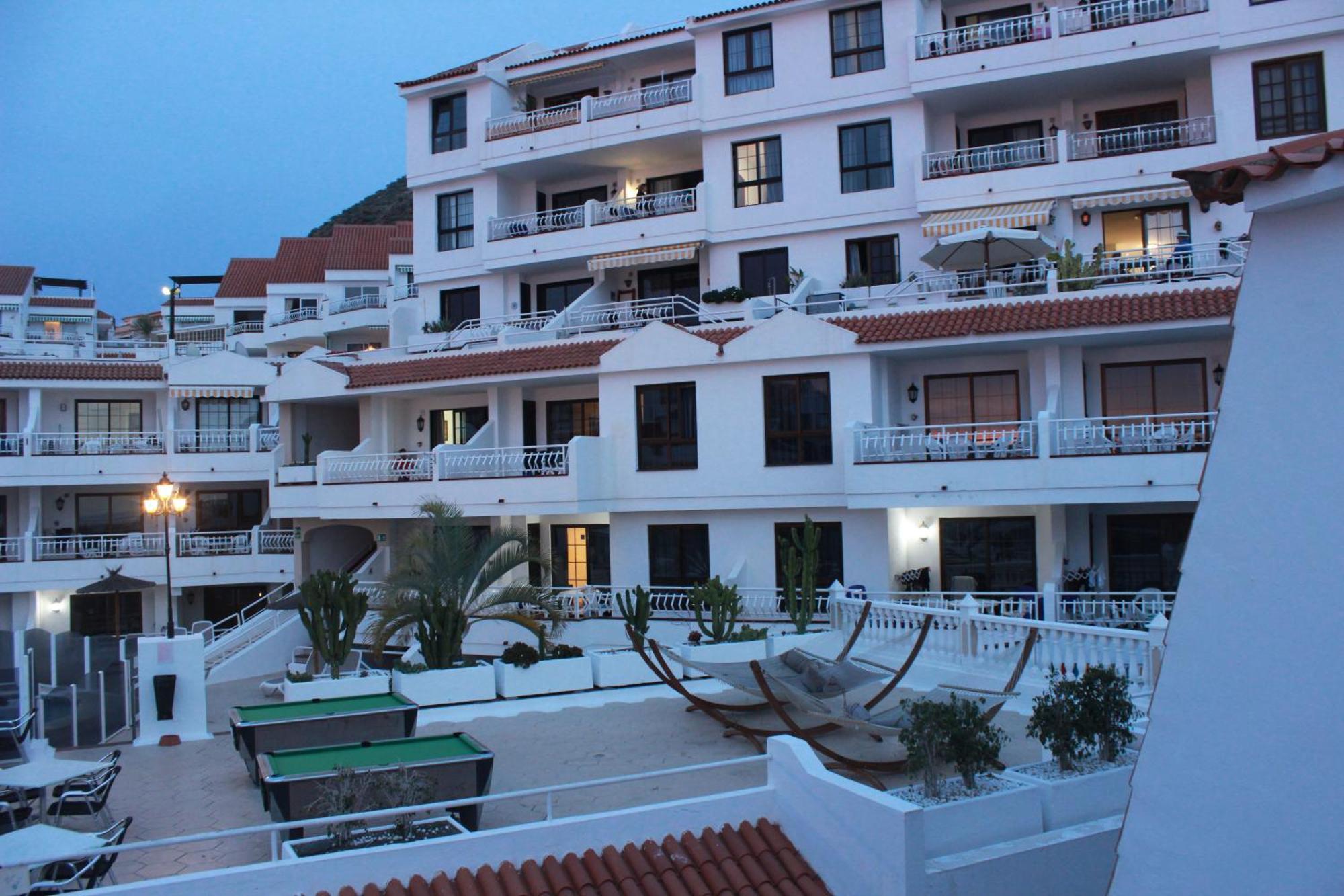 Cristianos Tipaki * Los Cristianos (Tenerife)