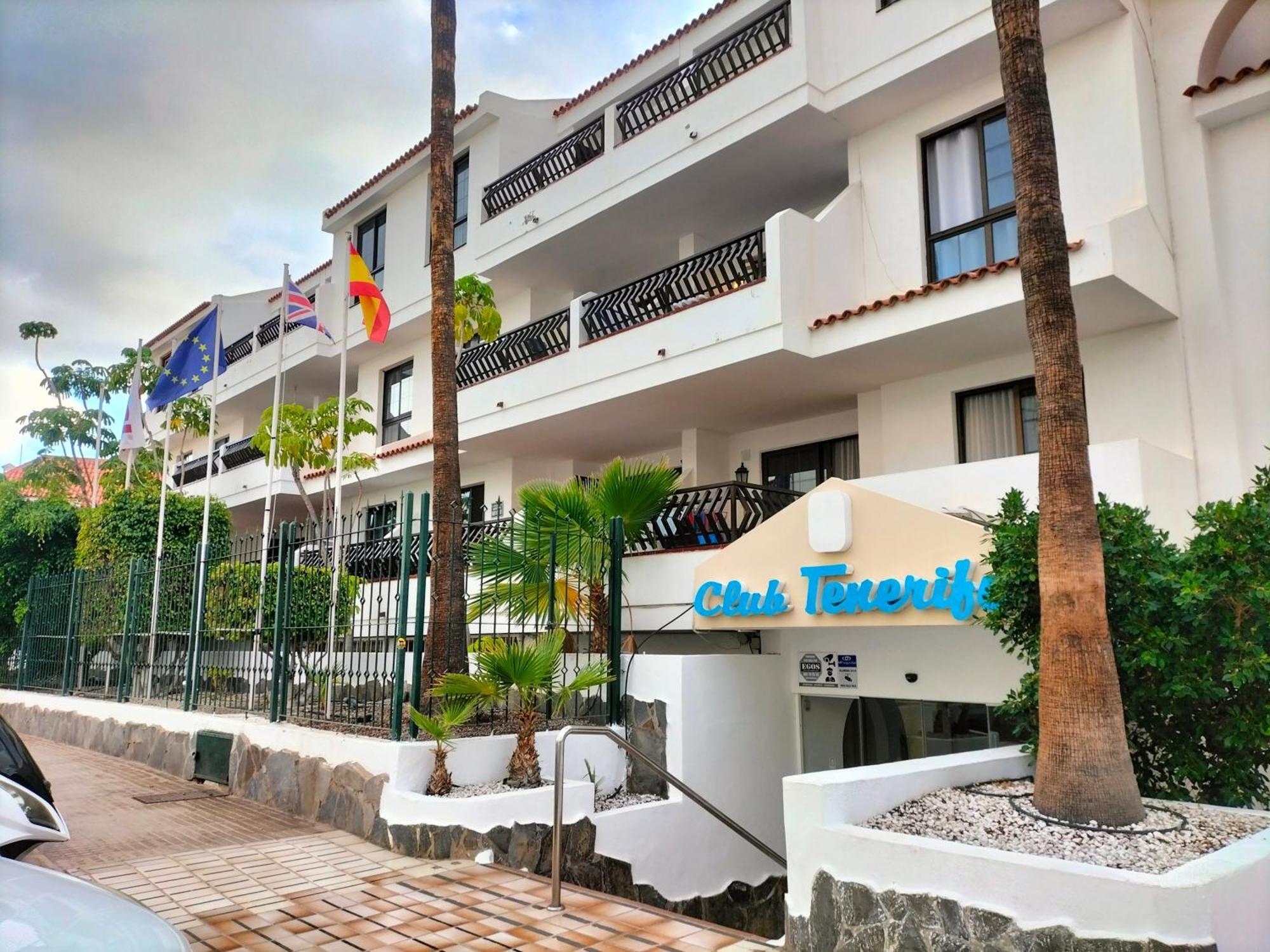 Cristianos Tipaki Apartment