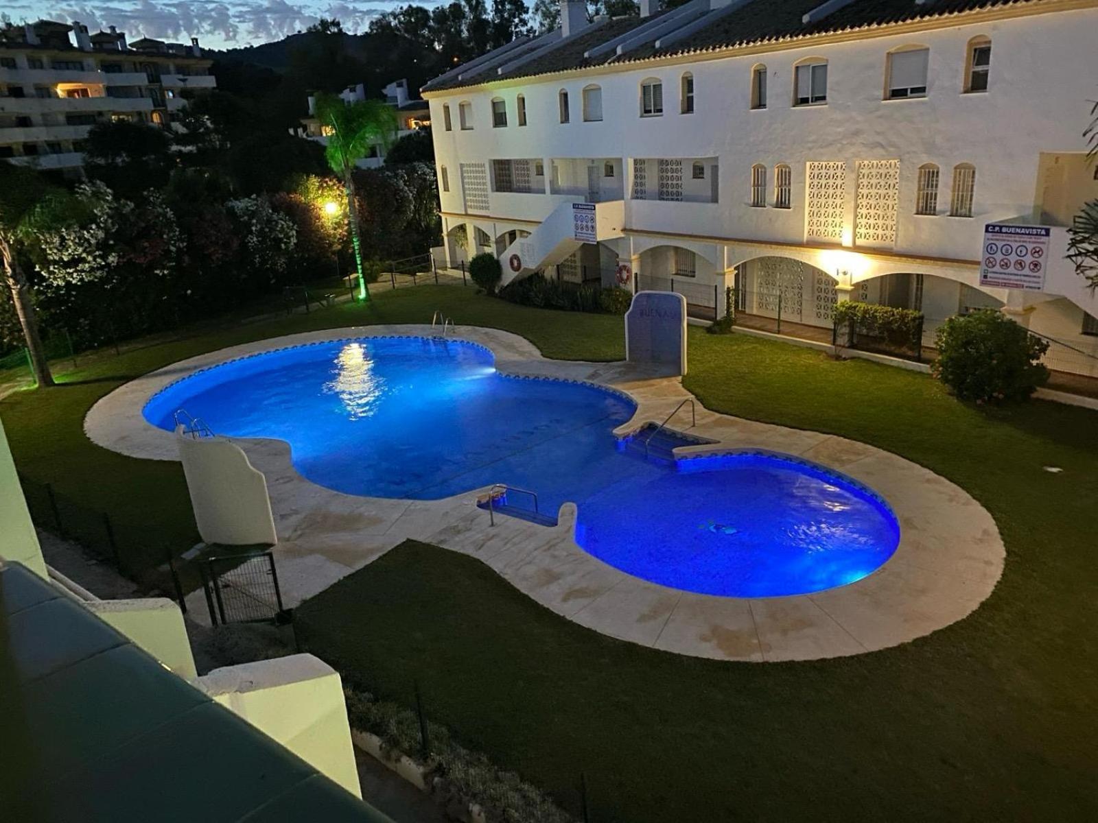 Apartamento Spacious, Calm And Bright Duplex In Private Ideal For Families, And Golf Sitio de Calahonda