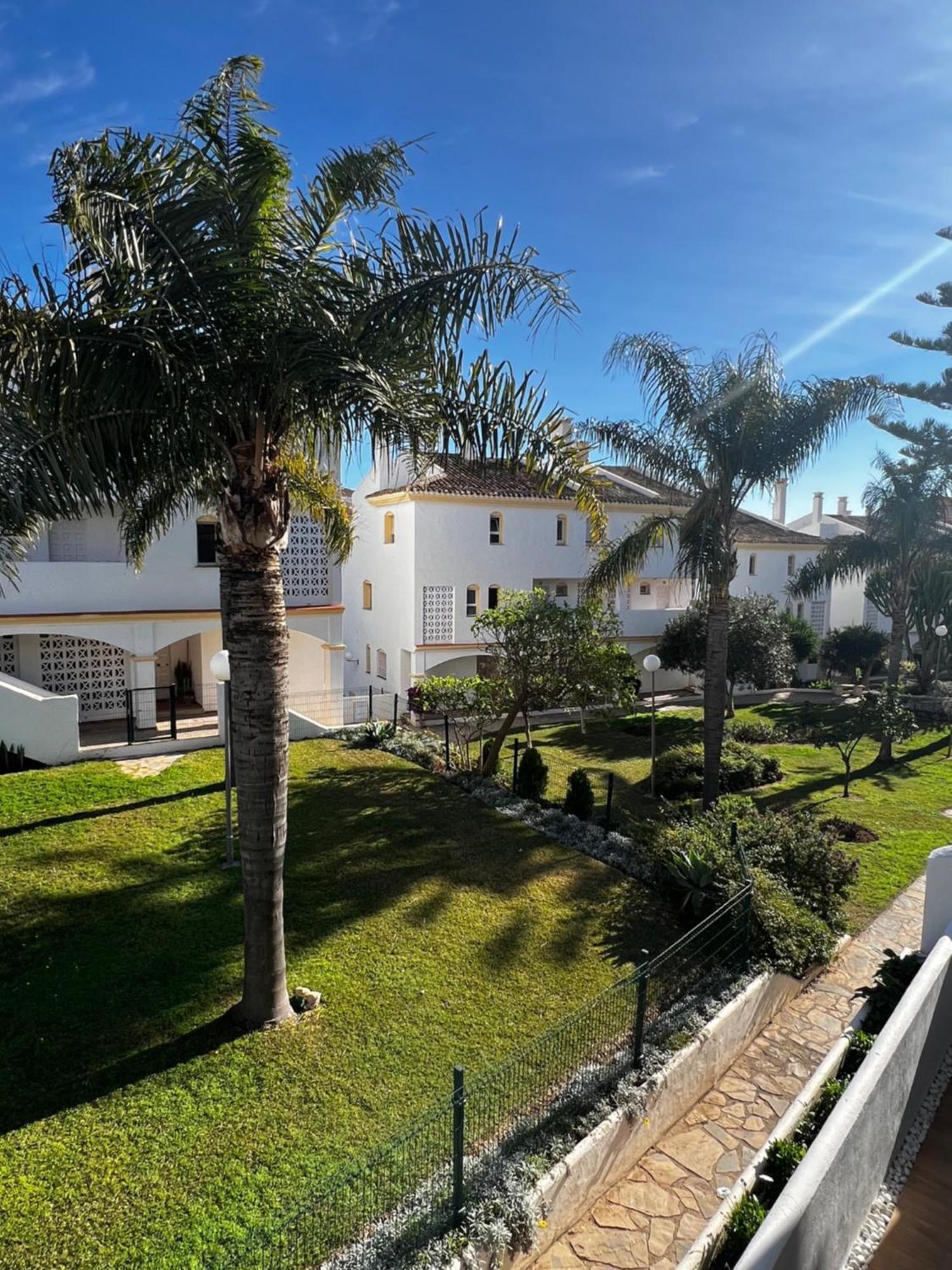 Spacious, Calm And Bright Duplex In Private Ideal For Families, And Golf Sitio de Calahonda