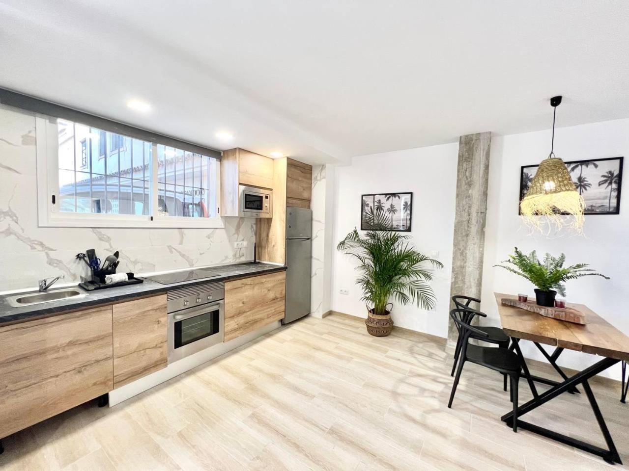 Erisa Ia Carihuela - Apartamento *