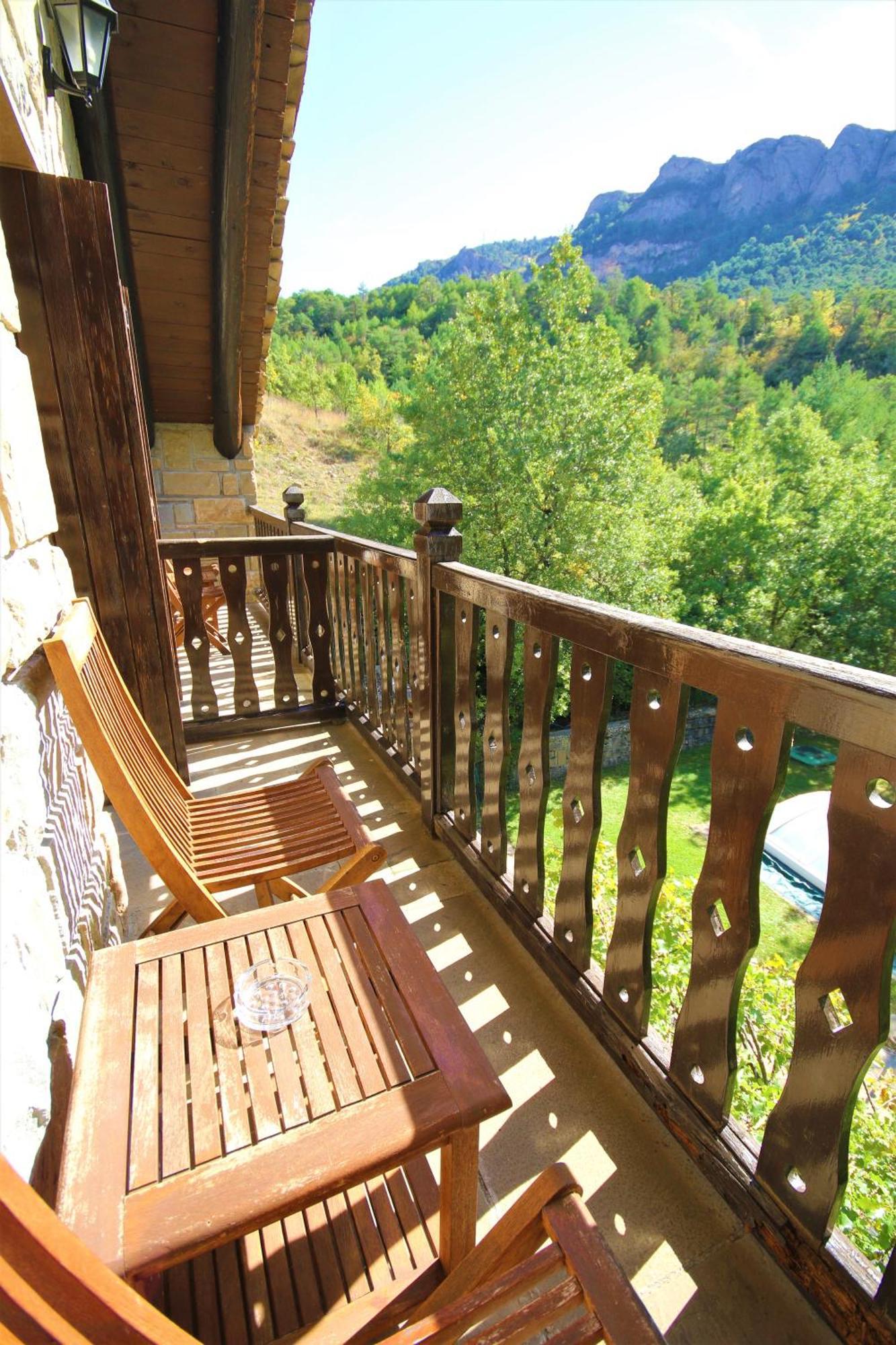 Hotel Rural El Mirador De Pirineos 4*
