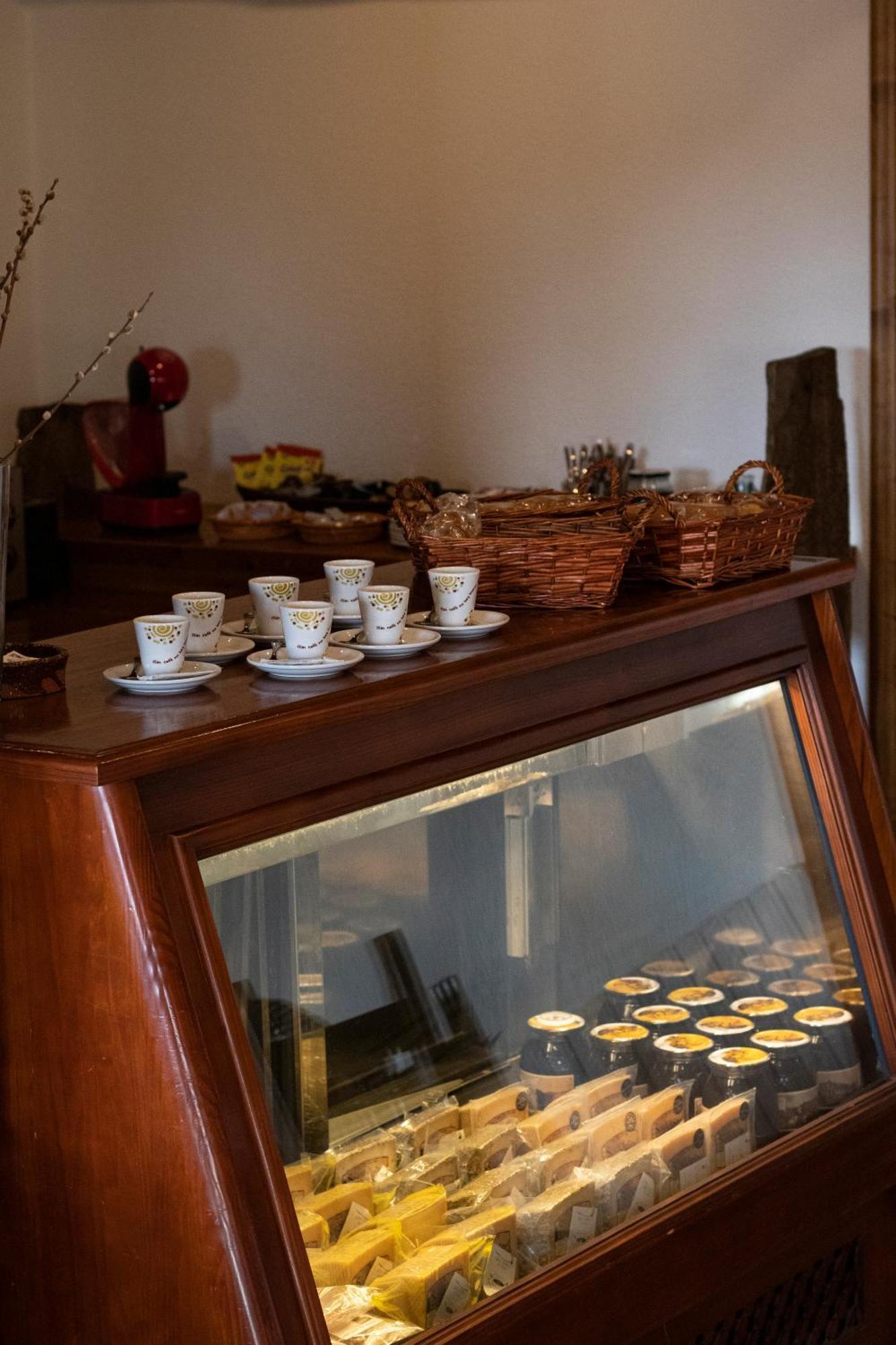 La Guarida De La Lleira Inn *