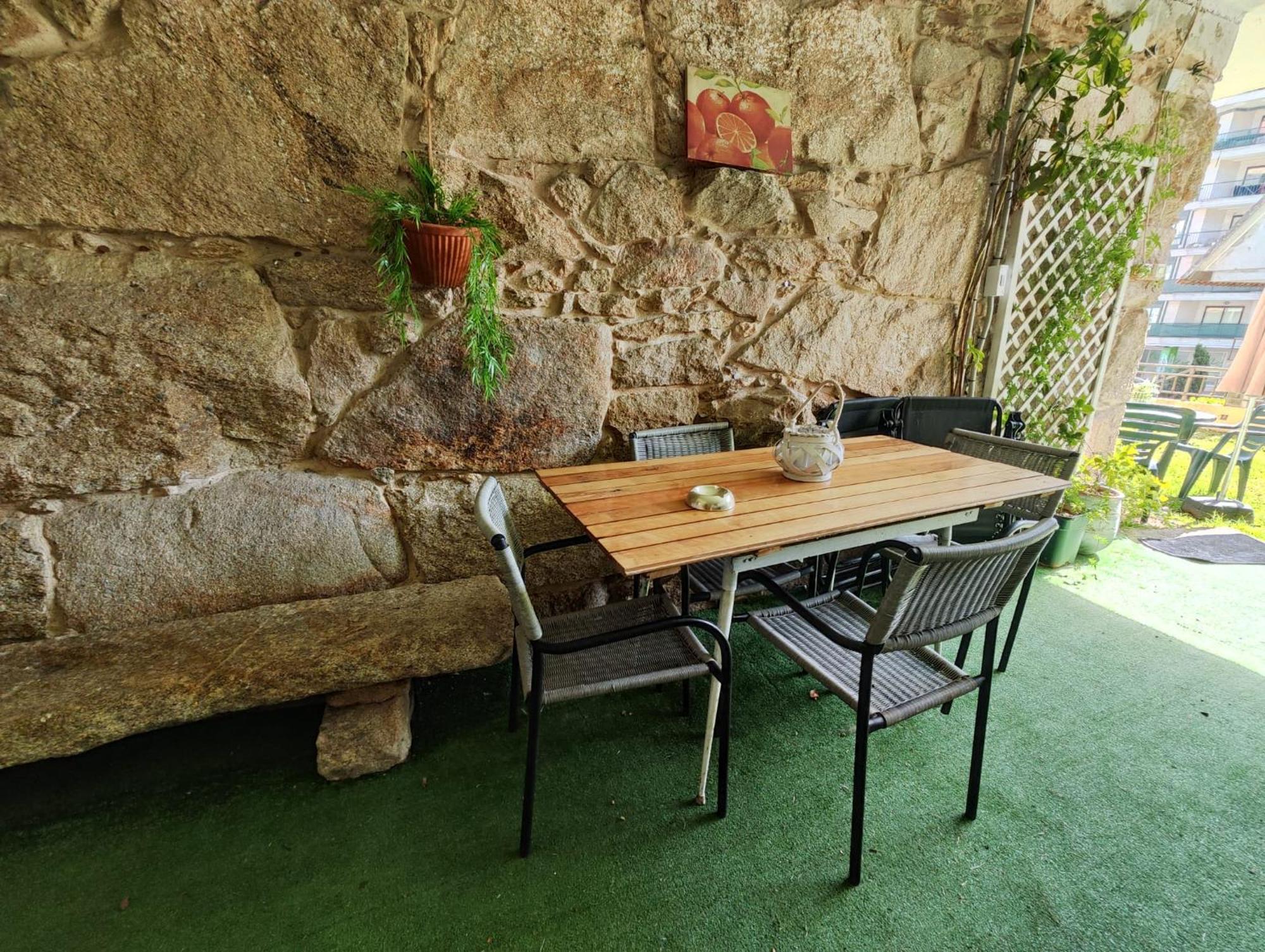 Baiona, 3 Con Jardin *