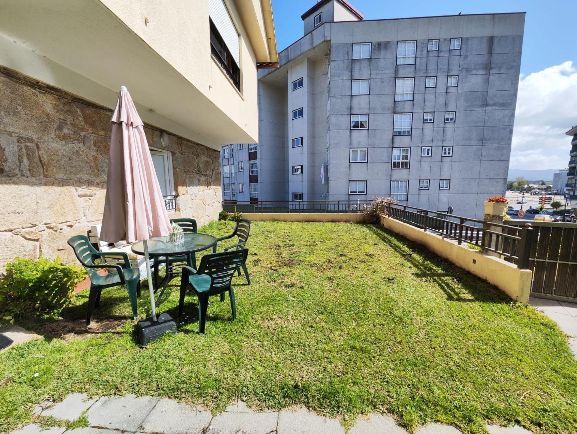 Baiona, 3 Con Jardin *