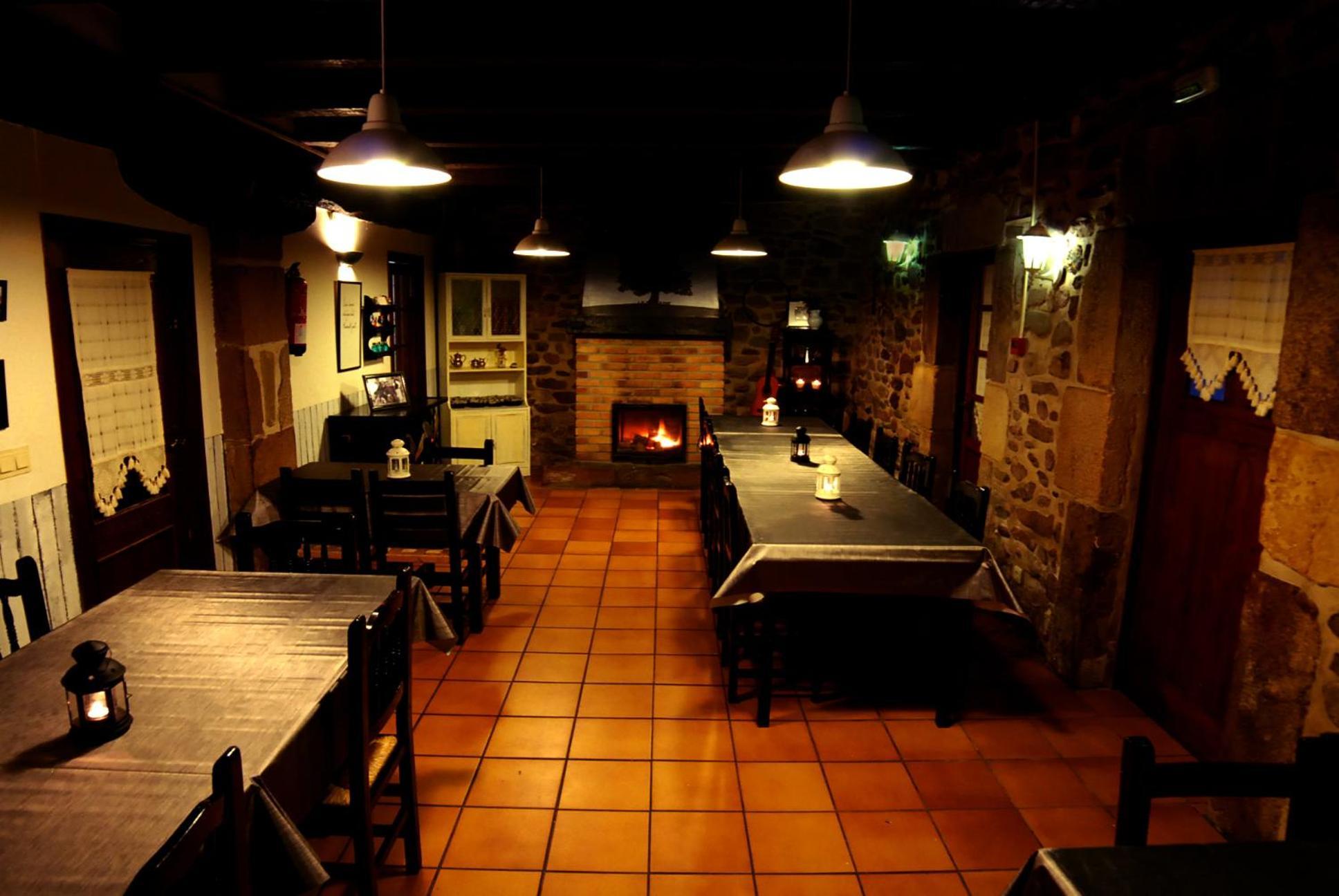 Hostal Abarun Aterpea *