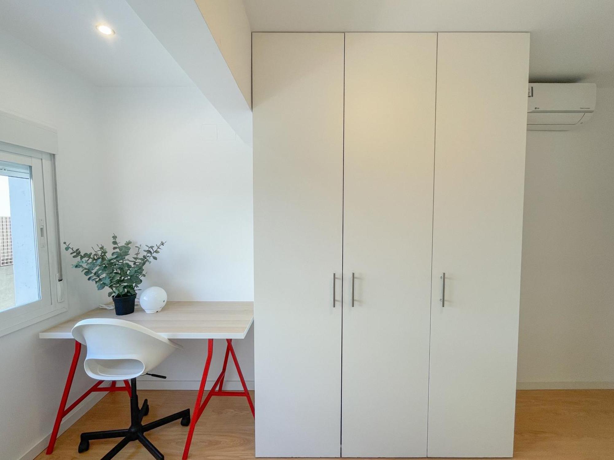 Apartment Moderno Plz De La Merced Malaga