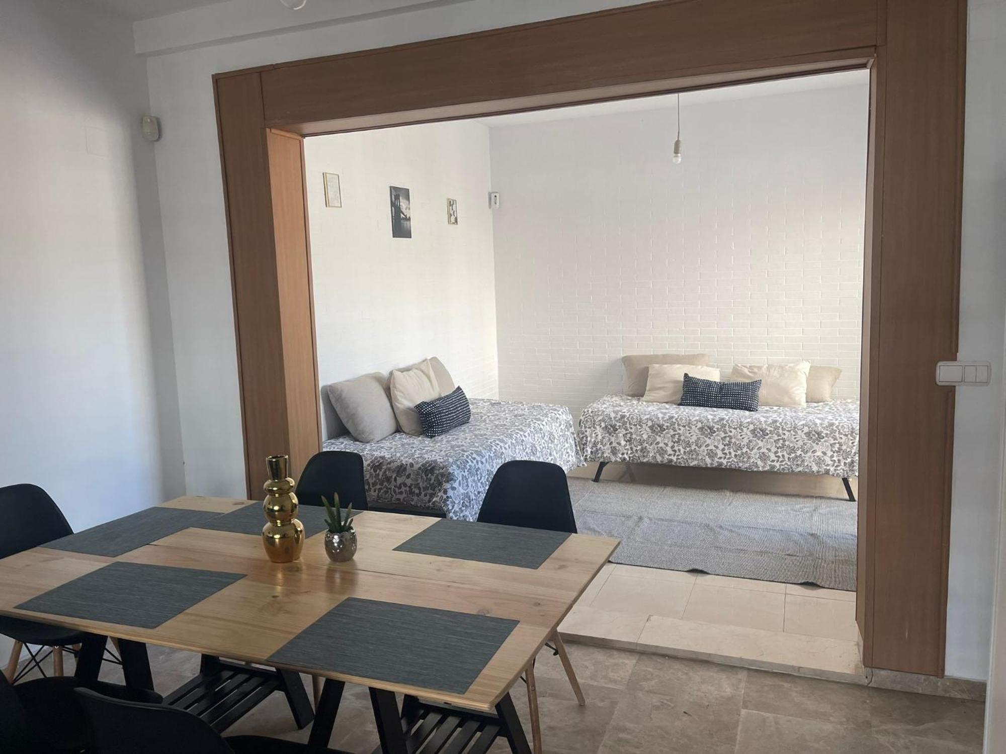 Habitación en casa particular Stelarium-suite Con Bano Privado En Casa Compartida-uebica2 Mairena del Aljarafe