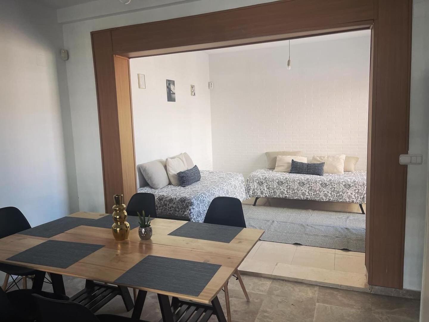 Homestay Galaksi-habitacion Doble Privada En Casa Compartida-uebica2 Mairena del Aljarafe