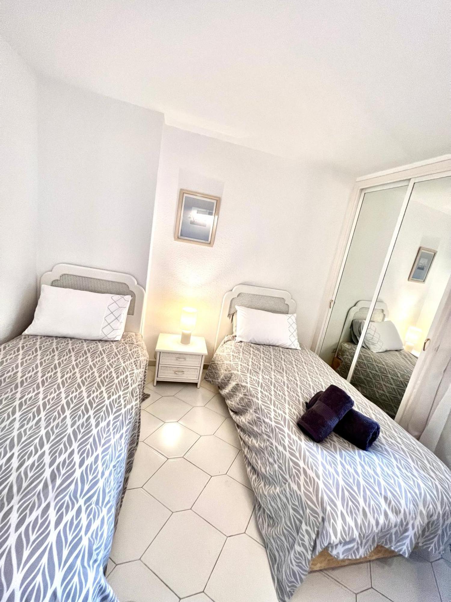Apartamento Miraflores Beach&tennis Amazing View By The Sea Sitio de Calahonda