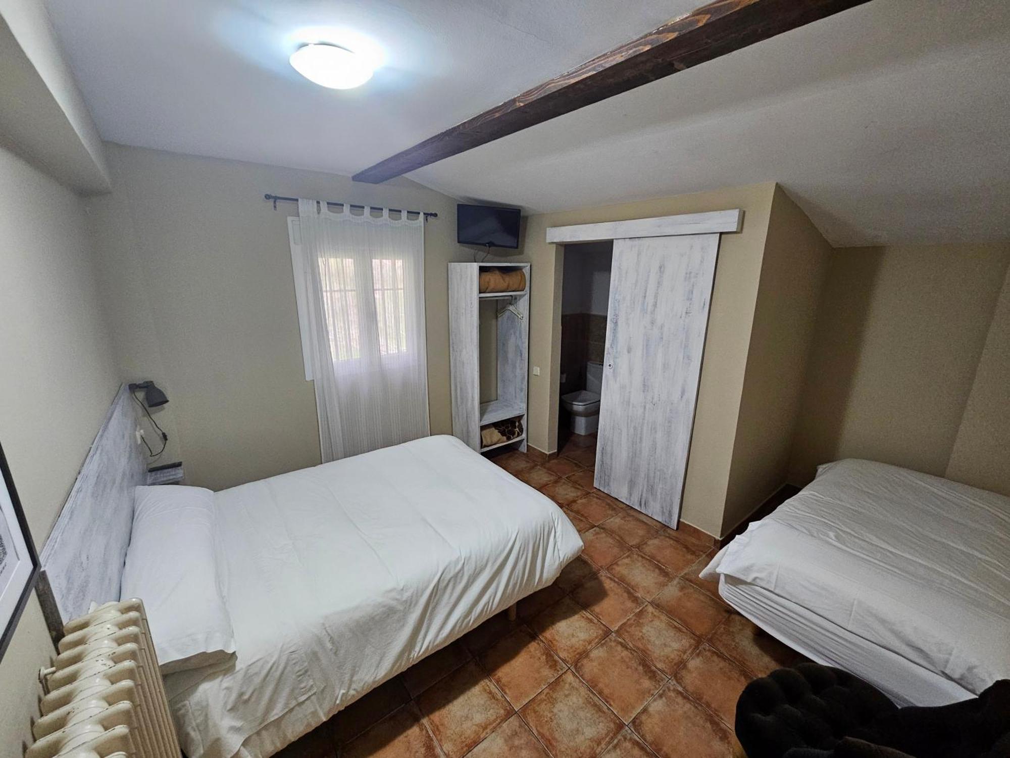 Guest house Jp Y Estudios Sanguesa