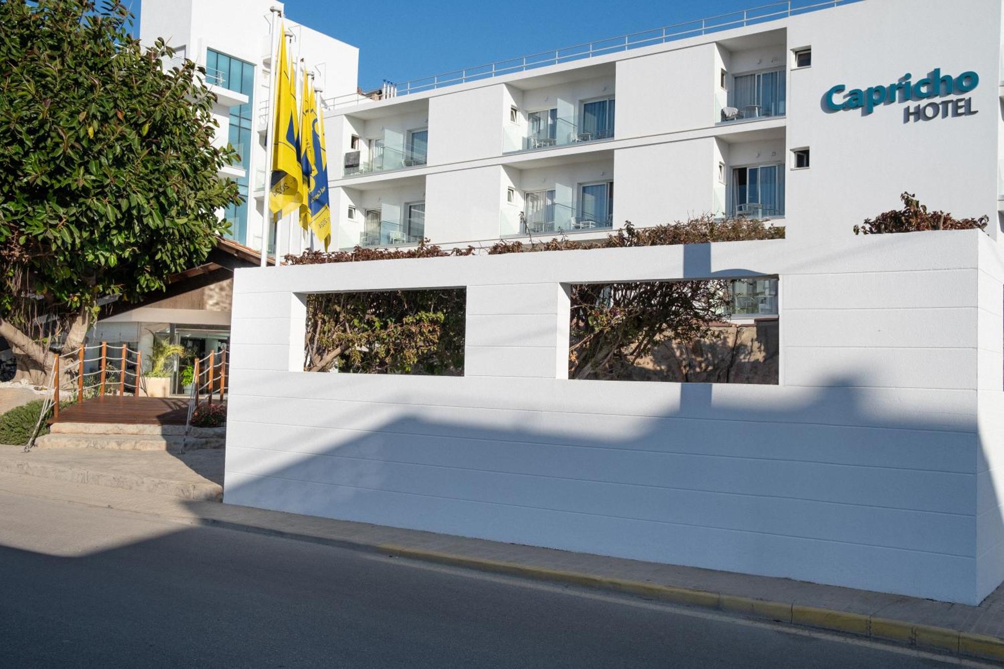 Hotel Capricho 4*